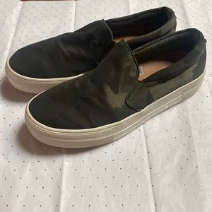 Steve Madden Dark Camo Slip Ons